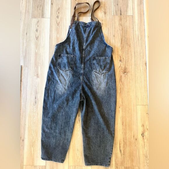 Vintage Overalls with Pewter Heart Brooch M/L - Picture 2 of 9